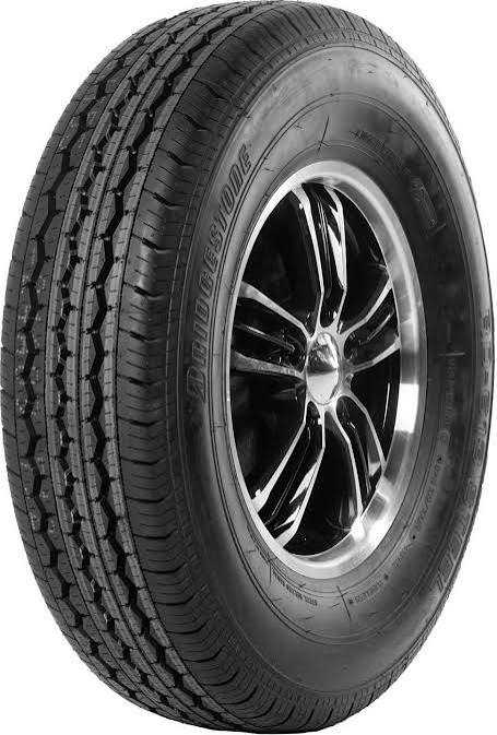 BRIDGESTONE Light Truck 195 R15 Pattern Tyre